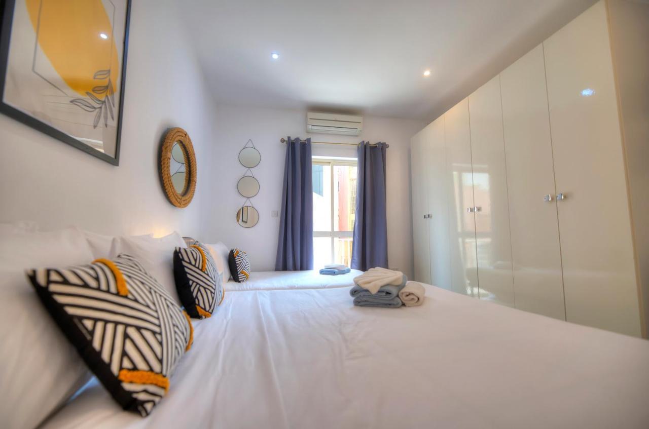 Spacious 4 Bedrooms With Sea View Balcony Goslm-3 Sliema Exterior photo