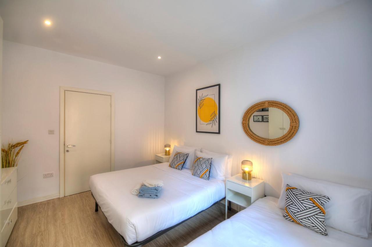 Spacious 4 Bedrooms With Sea View Balcony Goslm-3 Sliema Exterior photo